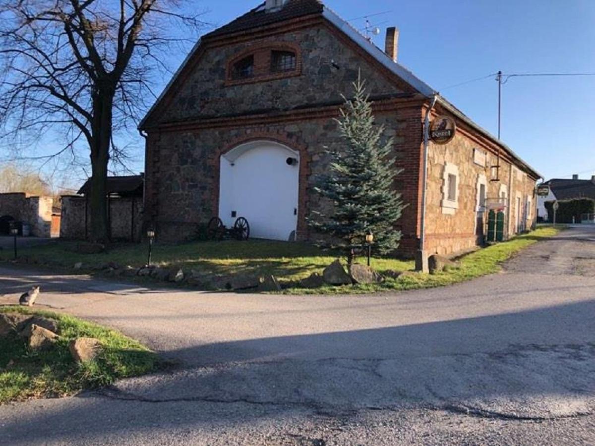 Hotel Schwarzenberský panský dvůr Čimelitz Exterior foto